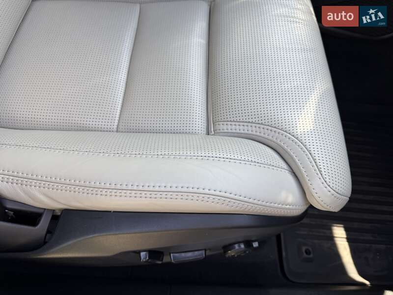 Внедорожник / Кроссовер Volvo XC60 2020 в Днепре