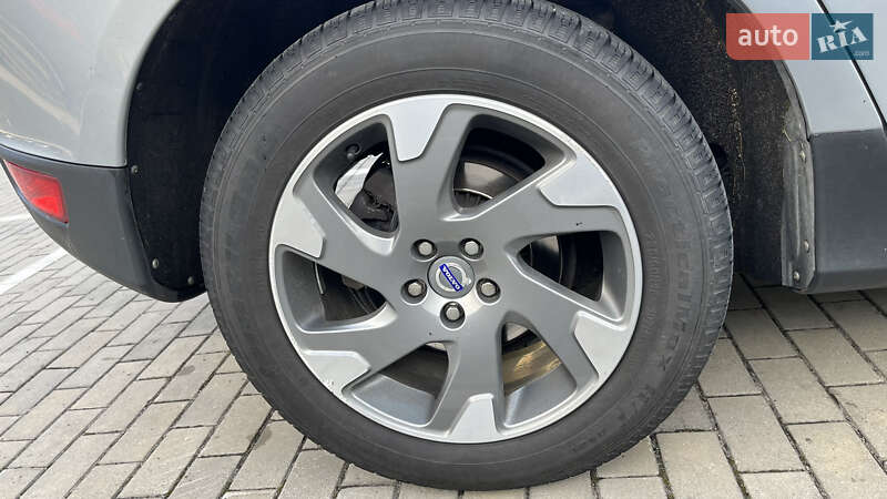 Внедорожник / Кроссовер Volvo XC60 2011 в Луцке