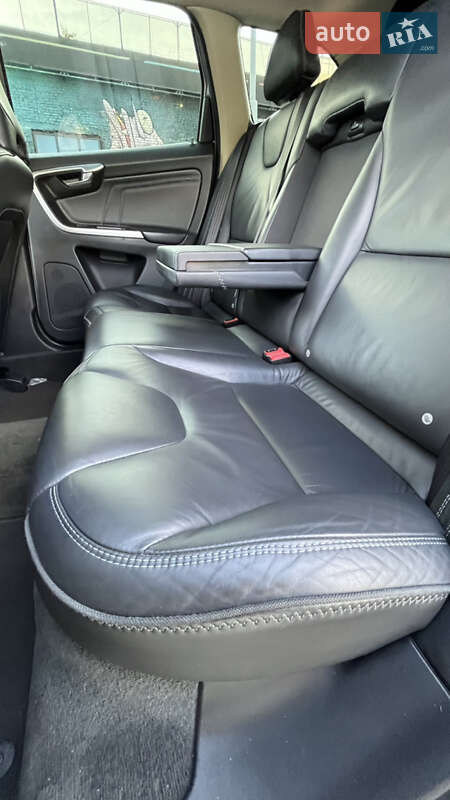 Внедорожник / Кроссовер Volvo XC60 2011 в Луцке