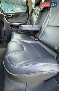 Внедорожник / Кроссовер Volvo XC60 2011 в 