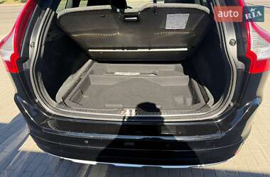Внедорожник / Кроссовер Volvo XC60 2013 в 