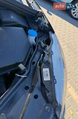 Внедорожник / Кроссовер Volvo XC60 2013 в 