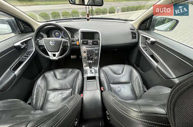 Внедорожник / Кроссовер Volvo XC60 2013 в 