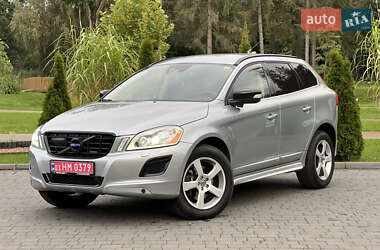 Внедорожник / Кроссовер Volvo XC60 2013 в 