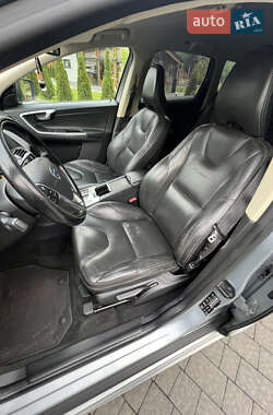 Внедорожник / Кроссовер Volvo XC60 2013 в 