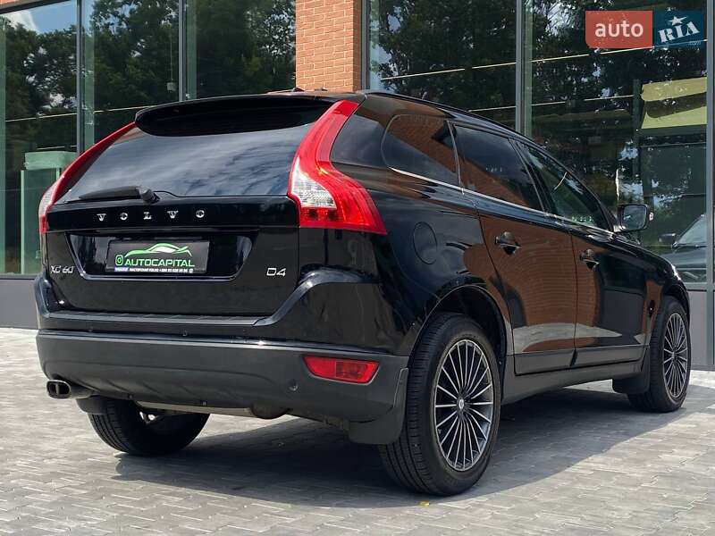Внедорожник / Кроссовер Volvo XC60 2011 в Киеве