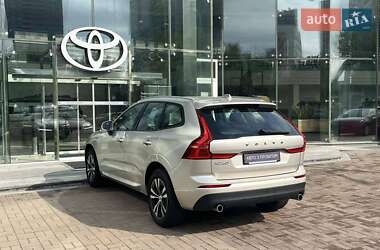 Внедорожник / Кроссовер Volvo XC60 2020 в 