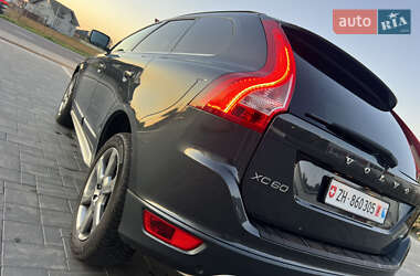 Внедорожник / Кроссовер Volvo XC60 2010 в 