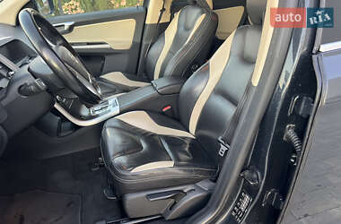 Внедорожник / Кроссовер Volvo XC60 2010 в 