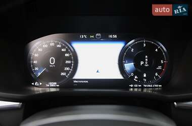 Внедорожник / Кроссовер Volvo XC60 2019 в 