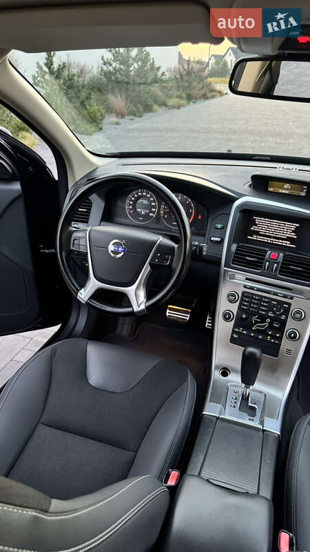 Внедорожник / Кроссовер Volvo XC60 2010 в Луцке