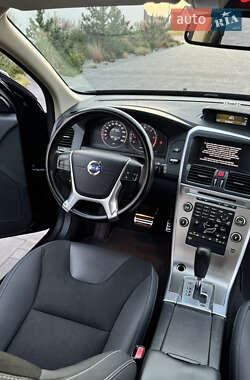 Внедорожник / Кроссовер Volvo XC60 2010 в 