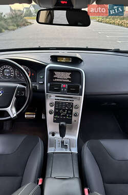 Внедорожник / Кроссовер Volvo XC60 2010 в 