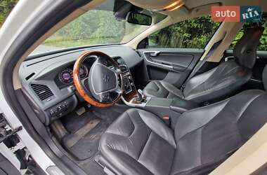 Внедорожник / Кроссовер Volvo XC60 2012 в 