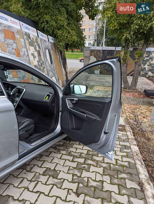 Позашляховик / Кросовер Volvo XC60 2014 в Тернополі