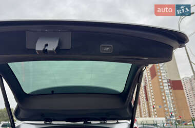 Внедорожник / Кроссовер Volvo XC60 2015 в 