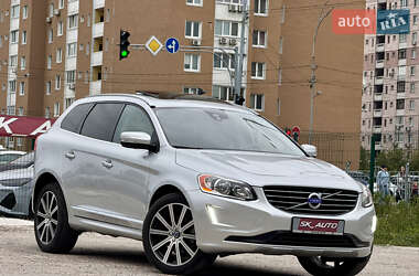 Внедорожник / Кроссовер Volvo XC60 2015 в 