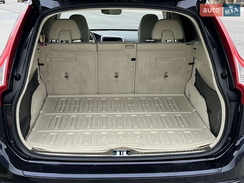 Внедорожник / Кроссовер Volvo XC60 2015 в Теребовле
