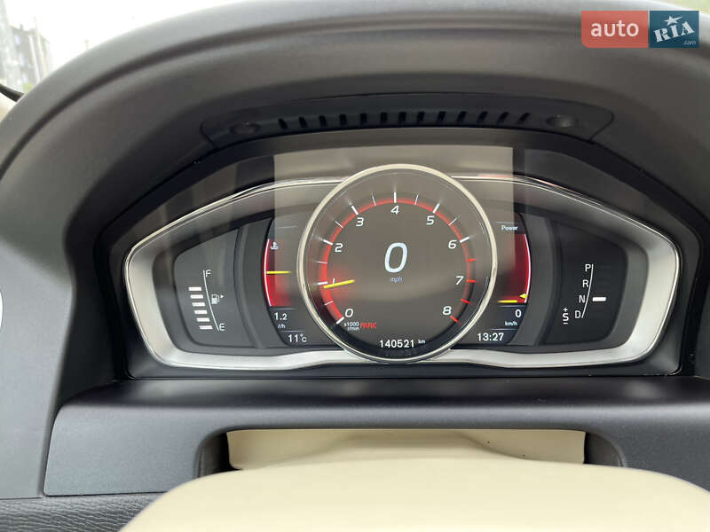 Внедорожник / Кроссовер Volvo XC60 2015 в Теребовле