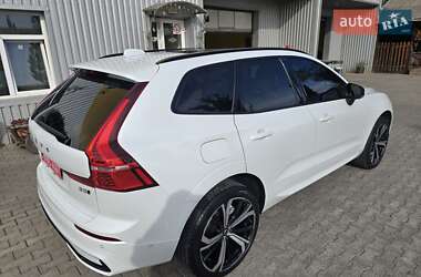 Внедорожник / Кроссовер Volvo XC60 2023 в 