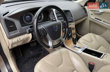 Внедорожник / Кроссовер Volvo XC60 2012 в 
