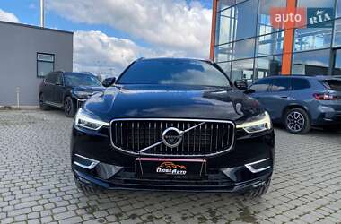 Внедорожник / Кроссовер Volvo XC60 2019 в 