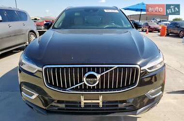 Внедорожник / Кроссовер Volvo XC60 2020 в 