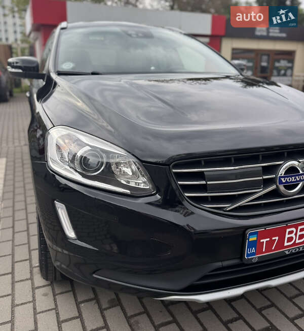 Внедорожник / Кроссовер Volvo XC60 2016 в Луцке