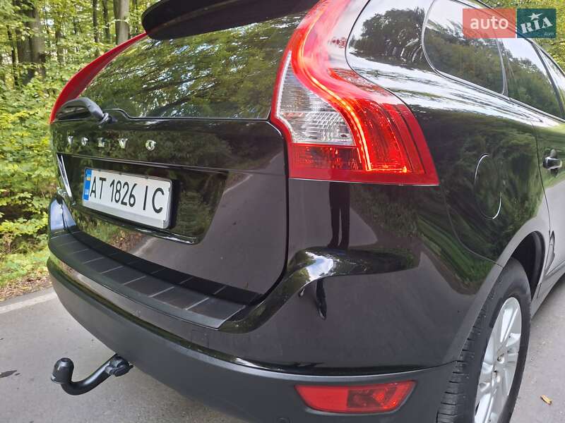 Позашляховик / Кросовер Volvo XC60 2012 в Івано-Франківську