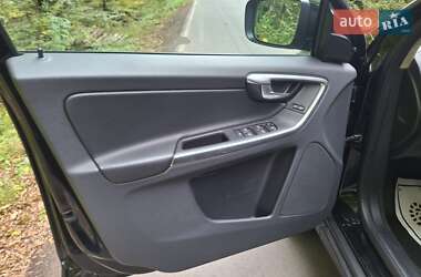 Внедорожник / Кроссовер Volvo XC60 2012 в 