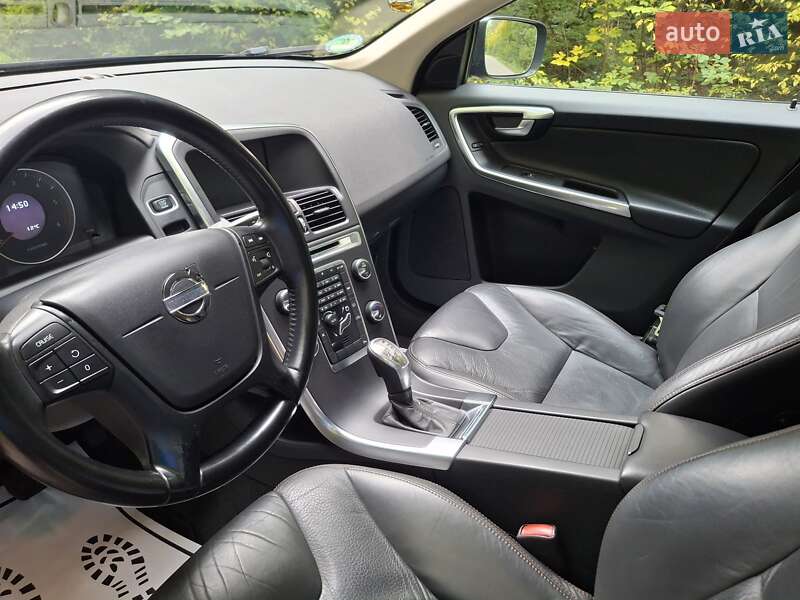 Позашляховик / Кросовер Volvo XC60 2012 в Івано-Франківську