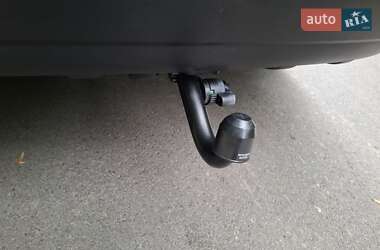 Внедорожник / Кроссовер Volvo XC60 2012 в 