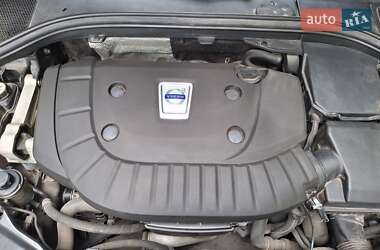 Внедорожник / Кроссовер Volvo XC60 2012 в 
