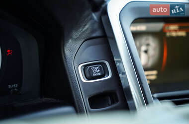 Внедорожник / Кроссовер Volvo XC60 2012 в 
