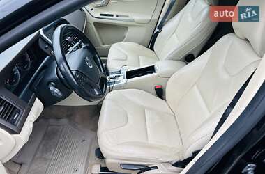 Внедорожник / Кроссовер Volvo XC60 2009 в 