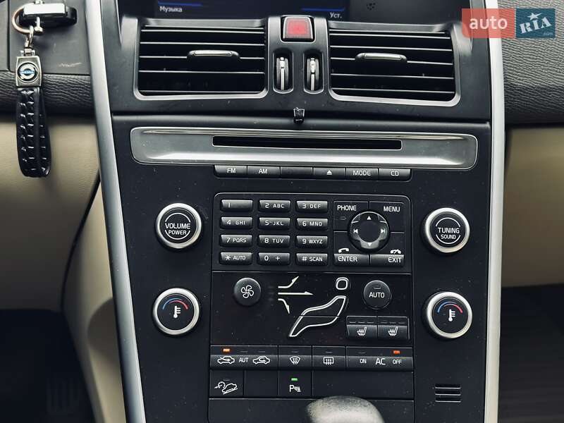 Внедорожник / Кроссовер Volvo XC60 2009 в Одессе