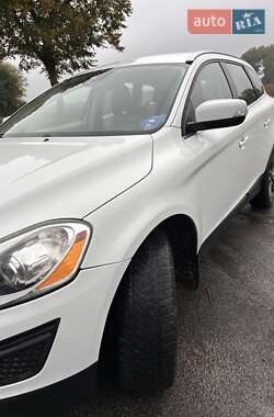 Внедорожник / Кроссовер Volvo XC60 2012 в 