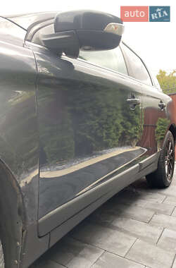 Внедорожник / Кроссовер Volvo XC60 2009 в 