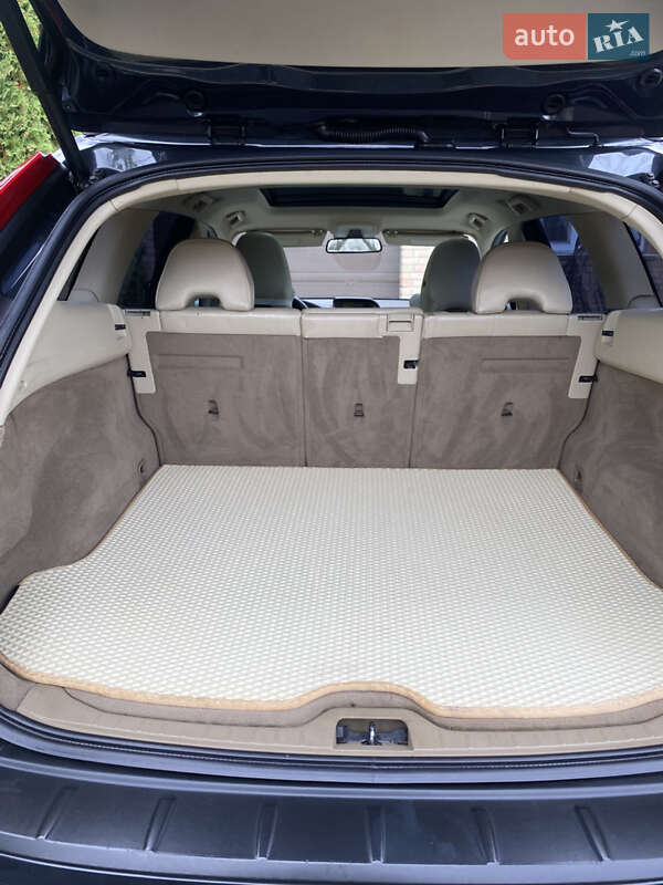 Внедорожник / Кроссовер Volvo XC60 2009 в Луцке