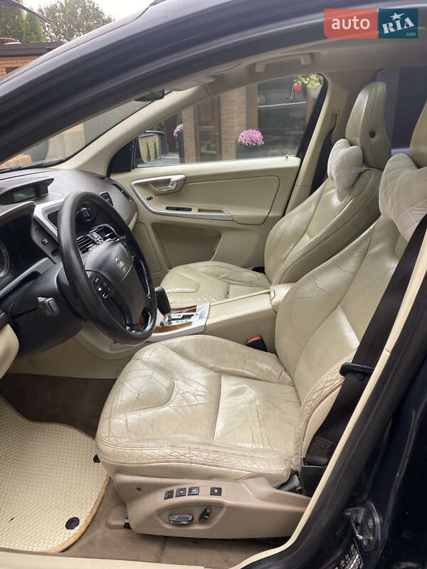 Внедорожник / Кроссовер Volvo XC60 2009 в Луцке