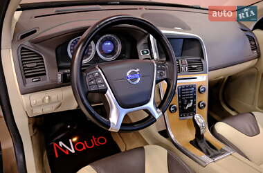 Внедорожник / Кроссовер Volvo XC60 2012 в 
