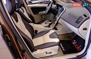 Внедорожник / Кроссовер Volvo XC60 2012 в 