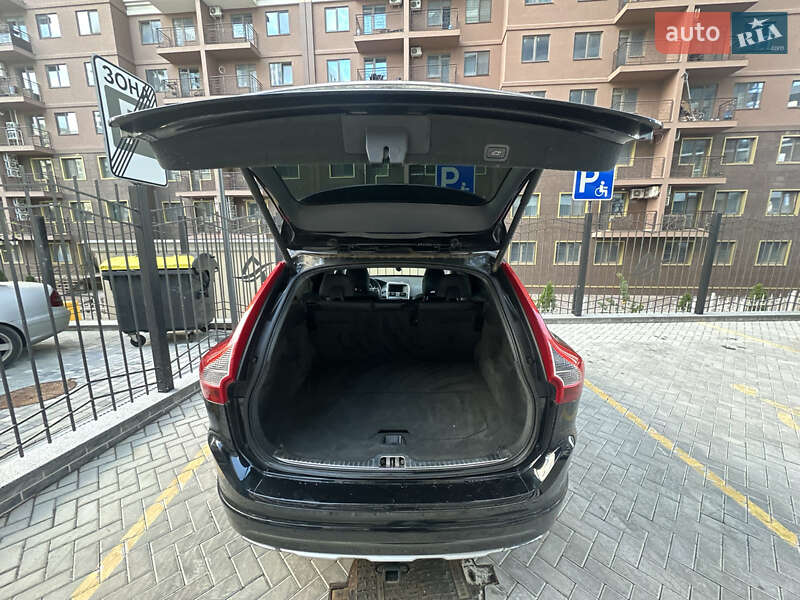 Позашляховик / Кросовер Volvo XC60 2015 в Одесі фото 19 Позашляховик / Кросовер Volvo XC60 2015 в Одесі