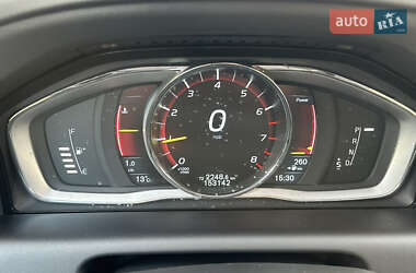 Внедорожник / Кроссовер Volvo XC60 2014 в 