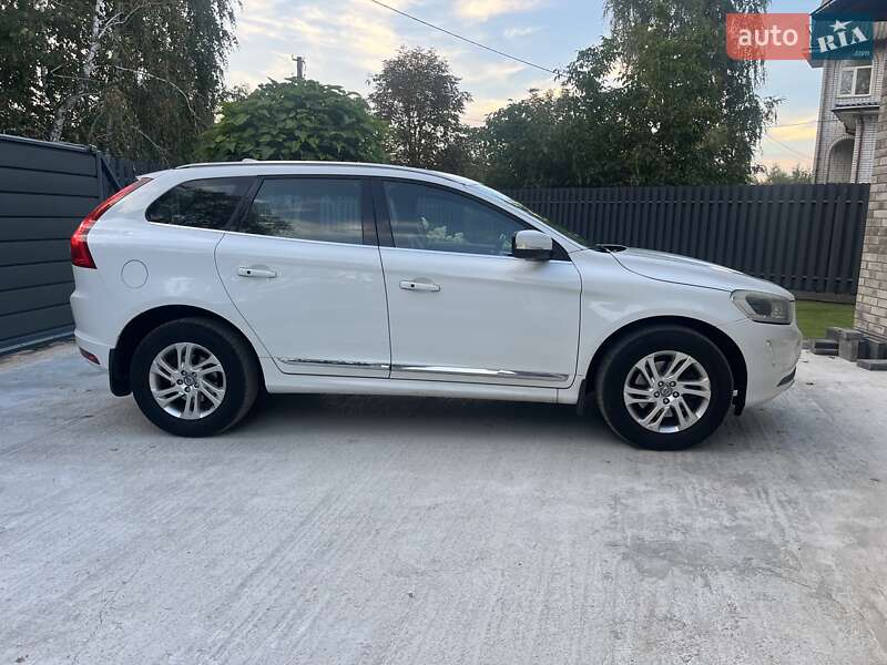 Позашляховик / Кросовер Volvo XC60 2013 в Києві