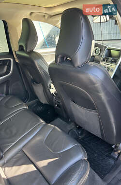 Позашляховик / Кросовер Volvo XC60 2011 в  фото 8 Позашляховик / Кросовер Volvo XC60 2011 в