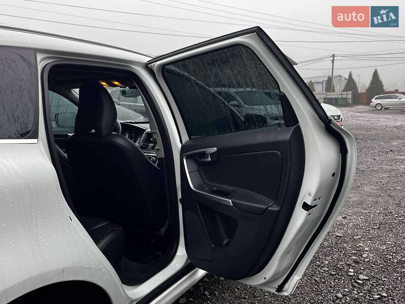 Внедорожник / Кроссовер Volvo XC60 2015 в Луцке