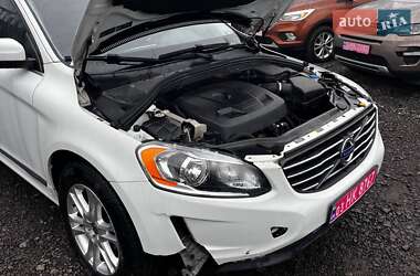 Внедорожник / Кроссовер Volvo XC60 2015 в 