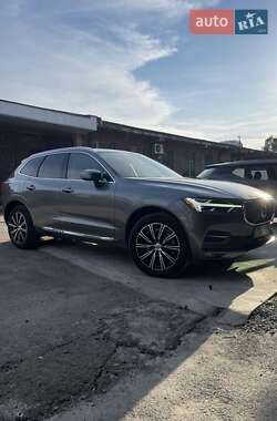 Позашляховик / Кросовер Volvo XC60 2020 в 