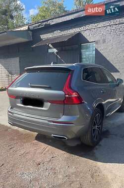 Позашляховик / Кросовер Volvo XC60 2020 в 